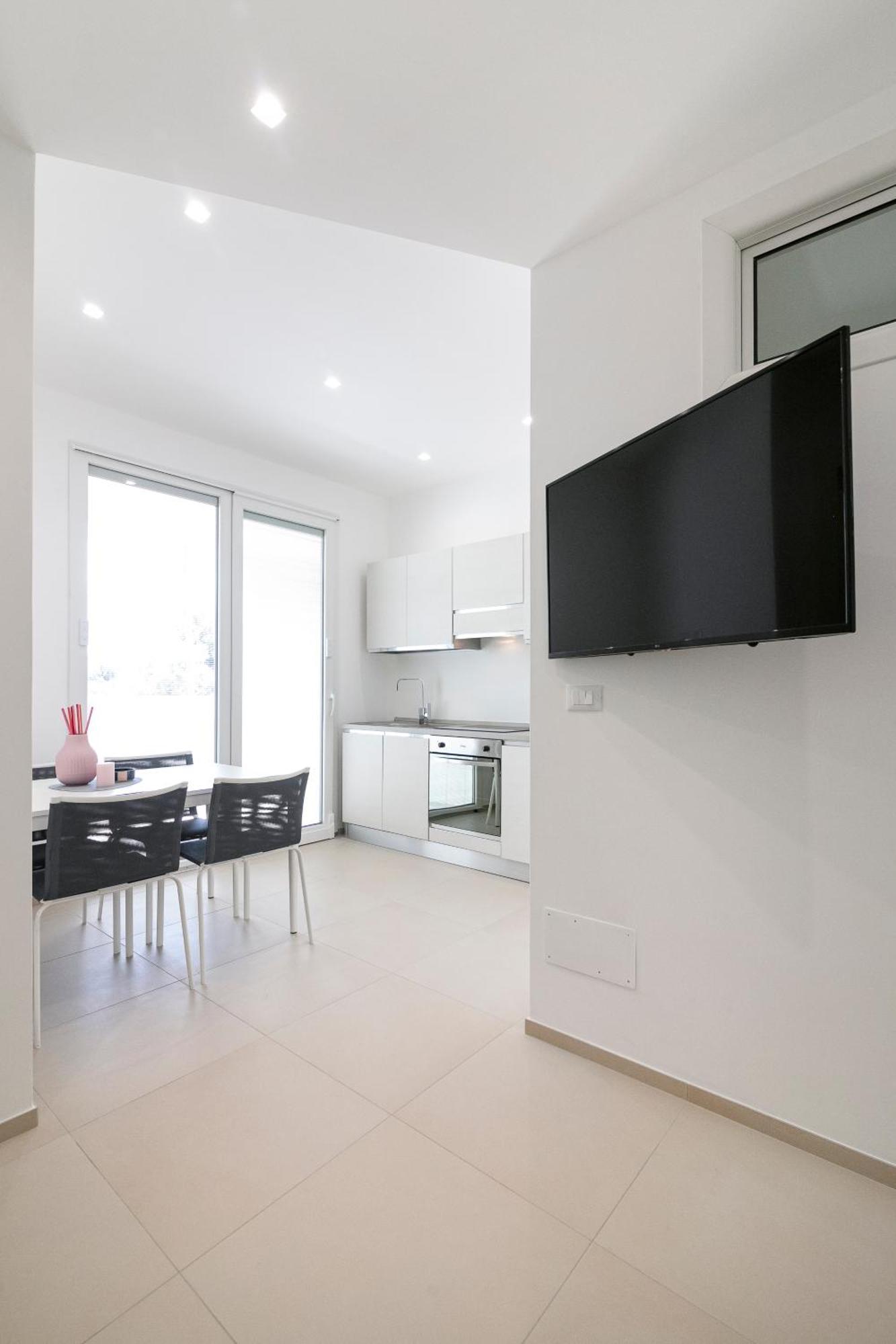 Stellaris Apartrooms Termoli Bagian luar foto